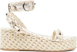 Valentino Garavani 70 mm Rockstud sandalen met plateauzool - Goud