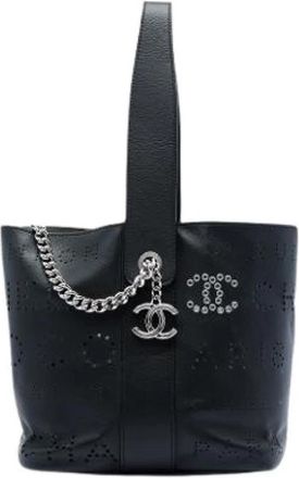 Chanel Pre-owned Perforated Leather Bucket Bag - Dames - Vintage Tas - Zwart - ONE Size - Leer - Vintage