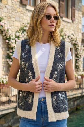 Roman Fur Trim Embroidered Knit Waistcoat