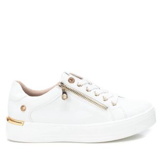 Xti Womens Trainer Sneakers In White