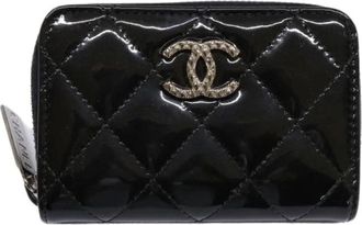 Chanel Pre-owned Wallets, female, Gray, Size: ONE SIZE Pre-owned Matelasse Patent Leather Coin Case