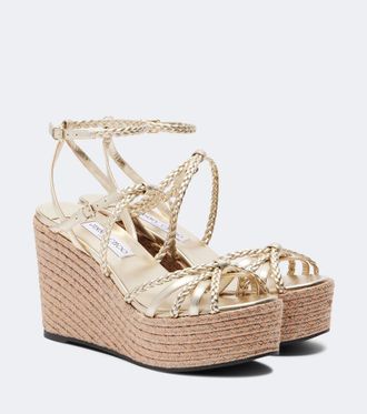 Jimmy Choo London Sandalias con cu&ntilde;a Nyra de piel trenzadas