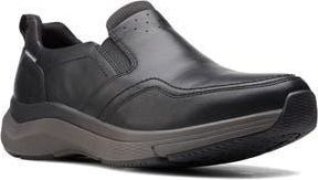 Clarks Wave 2.0 Waterproof Slip-On Sneaker in Black Leat at Nordstrom Rack, Size 10.5