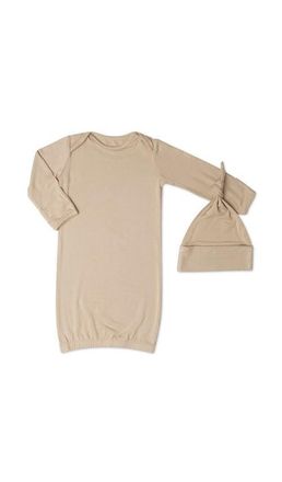 Everly Grey Long Sleeve Gown & Hat Set in Latte at Nordstrom, Size 0-3M