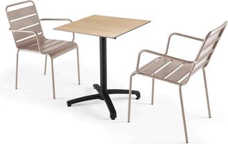 Oviala Mesa de jardín de conjunto laminado de roble y 2 sillones topo