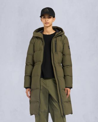 Moose Knuckles Womens Lenin Parka