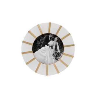 Foreside Home And Garden 4x4 Round Family & Friends Photo Picture Frame in White at Nordstrom, Size Medium