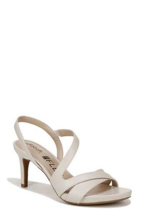 Life Stride Mia Sandal in Bone at Nordstrom Rack, Size 7.5