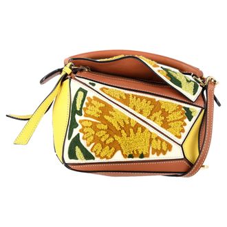 Loewe Pre-owned Womens x William De Morgan Mini Puzzle Embroidered Handbag in Multicolor Leather - Multicolour - One Size