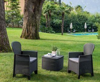 Dmora Sal&oacute;n De Jard&iacute;n Napoli, Conjunto De Jard&iacute;n Con 2 Sillones Y 1 Mesa Container, Zona De Estar Efecto Rattan, 100% Made In Italy, Antracita, Con Embalaje