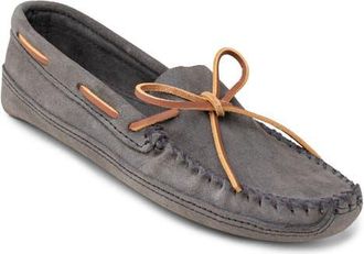 Minnetonka Double Bottom Softsole Slipper in Grey Ruff at Nordstrom, Size 10.5