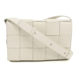 Bottega Veneta White Leather Shoulder Bag (Pre-Owned)