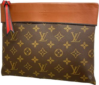 Louis Vuitton Brown Clutch Bag (Pre-Owned)