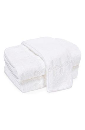 Matouk Gordian Knot Egyptian Cotton Bath Towel in White at Nordstrom, Size Bath Sheet