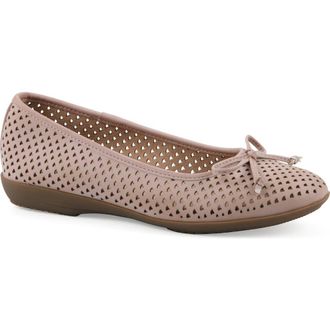 White Mountain Carris Perforated Ballet Flat in Dusty Pink/Smooth at Nordstrom Rack, Size 7.5