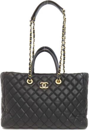 Chanel Black Leather Tote Bag (Pre-Owned)