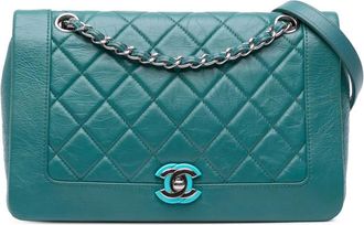 Chanel Borsa a tracolla media in pelle di vitello effetto stropicciato con battente 2018 - Blu