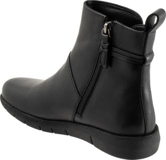Softwalk Adelaide Bootie in Black at Nordstrom, Size 11