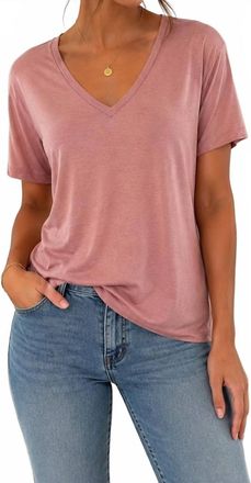 Yest Genelia Essential T Shirt In Dark Rose
