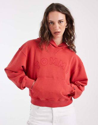 Tommy Jeans Felpa con cappuccio rossa taglio corto squadrato con logo stile college-Rosso