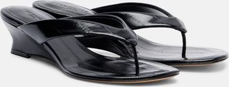 Le Monde Beryl Le Monde B&eacute;ryl Micro Wedge leather thong sandals