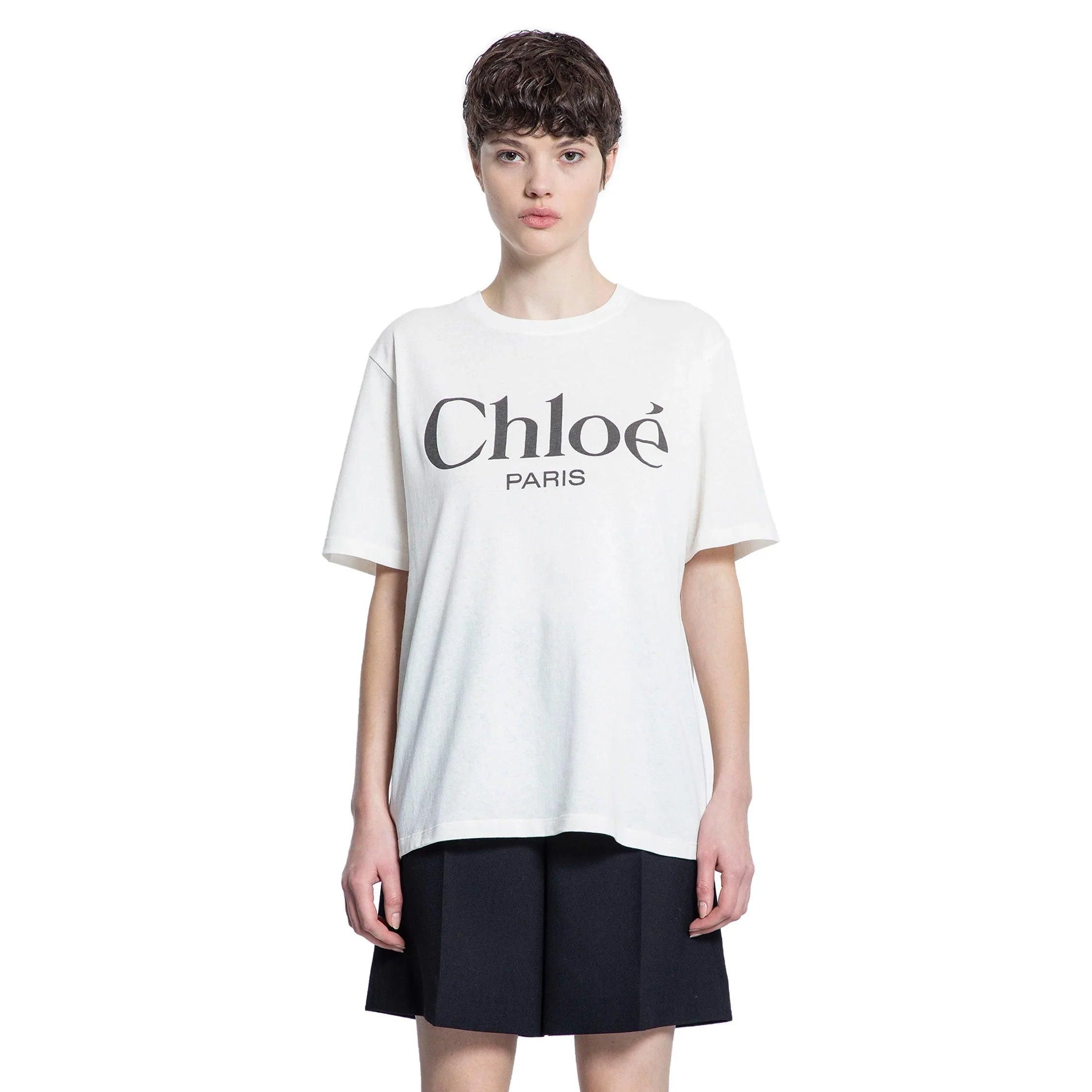 Tシャツ・カットソー CHLOE Woman T-Shirt White CH25SJH20191 101 Chloé Logo T Shirt in Off-White | Chloé US