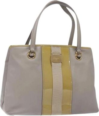 Ferragamo Pre-owned Handbags, female, Gray, Size: ONE SIZE Pre-owned Leather Handbag