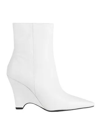 Bianca Di Ankle boots
