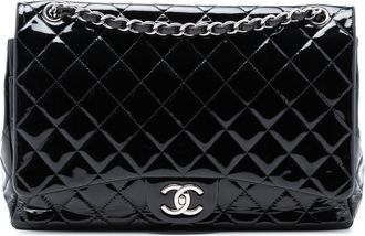 Chanel Pre-owned Womens Maxi Classic Patent Double Flap - Black Leather - One Size