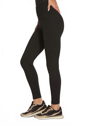 Lyss&eacute; Signature Center Seam In Black