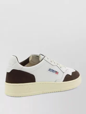 Autry medalist low lace up rubber sole