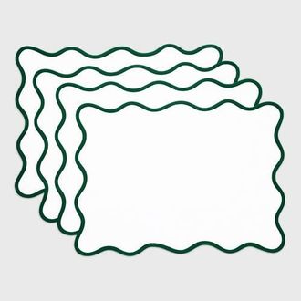 Solino Home Linen Placemats - Giselle Scallop Edge, 14 x 19 in Christmas Green And White at Nordstrom, Size Medium