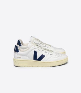 Veja V-90 Leather Mens White/Navy Trainers - Size UK 7
