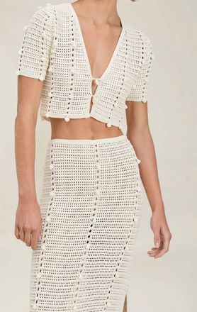 Devon Windsor Hada Crop Top In Ivory/oatmilk
