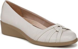 Life Stride Jorie Wedge in Bone at Nordstrom, Size 6.5