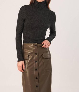 Indi & Cold Fitted Ribbed Long Sleeve Turtleneck Top In Black