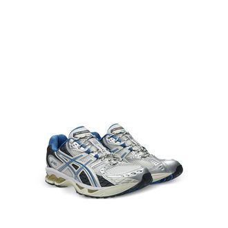 Asics White & Blue Panelled Sneakers - Silver