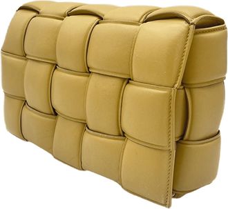 Bottega Veneta Hobo Bags - Bottega Veneta Padded Cassette - Tapioca - Gr. unisize - in Gelb - für Damen