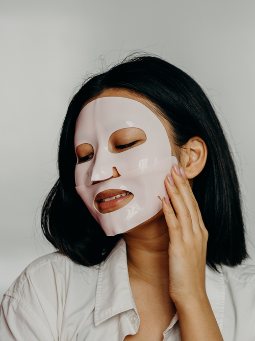 5 things to do in your 20s to look younger later in life