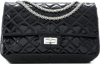 Chanel Reissue 2.55 Flap Bag Quilted Crinkled Patent 227 shoulder bag - Zwart