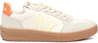 Veja Sneaker V-82