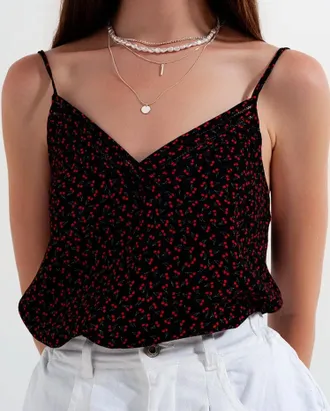 Q2 Cherry Camisole In Black/red
