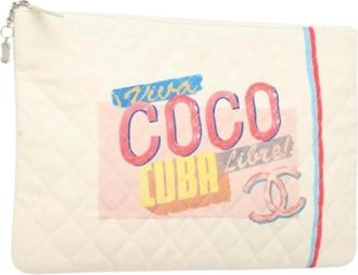 Chanel Pre-owned Clutches, female, White, Size: ONE SIZE Pre-owned Canvas chanel-bags