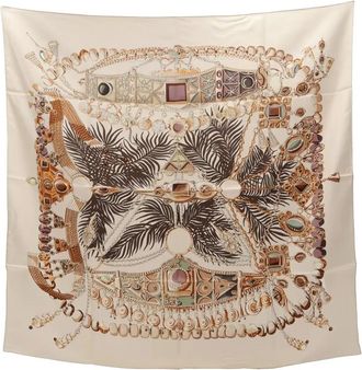 Herm&egrave;s 2010s Carr&eacute; 90 Terres Precieuses sjaal met print - Beige