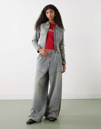 Collusion XL - Jeans ampi lavaggio chiaro con cuciture a vista-Blu