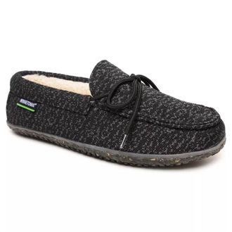 Minnetonka Mens Eco Oak Loafer In Black