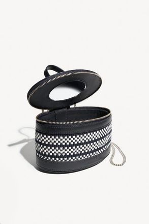 Amambaih Trousse a maquillage Mini Vanity Cross Body Bag in Ivory Black at Nordstrom, Size Xx-Small