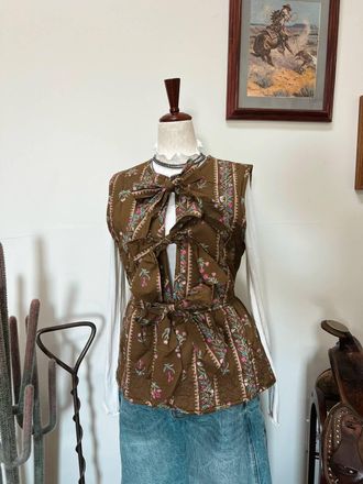 Entro Womens Petunia Quilted Vest In Brown