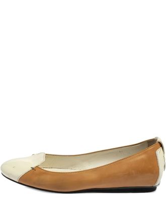 Tod's patent-leather round-toe ballet flats - Brown
