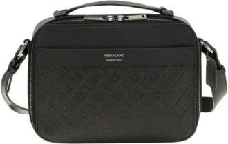 Ferragamo Bolso de hombro Gancini en piel grabada - Bags - Hombre - Negro - ONE SIZE